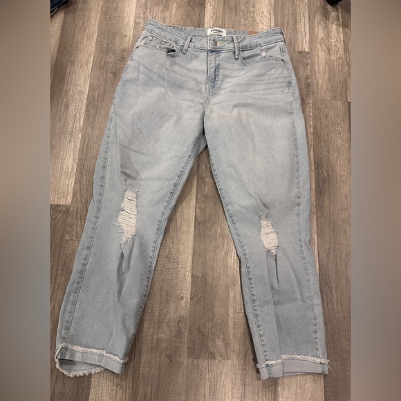 Denizen from Levi's Denim - Denizen levis midrise boyfriend jeans

Woman’s size 12/31